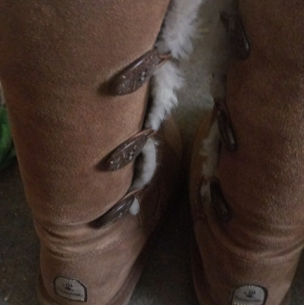 Bearpaw boots
